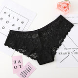 Sexy Lace Panties Women Underwear Hollowed-out Breathable low-Rise Cotton Briefs For Women Lingerie 2018 New Hot